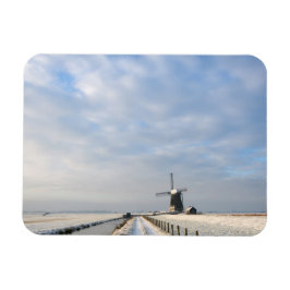 Imán Paisaje invernal con nieve y molino de viento en H