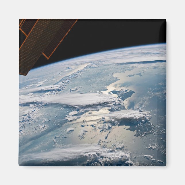 Imán Paisajes nublados alrededor de Sumatra, Indonesia. (Frente)