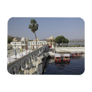 Imán Palacio Jag Mindar, Lago Pichola, Udaipur, India.