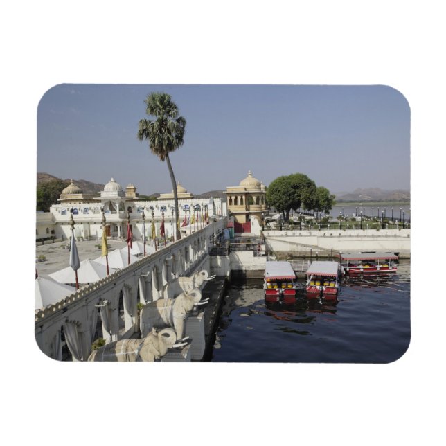 Imán Palacio Jag Mindar, Lago Pichola, Udaipur, India. (Horizontal)