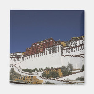 Imán Palacio Potala en Lhasa, Tíbet.