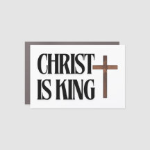 Cristo es Rey | Texto negro y cruz de madera marró
