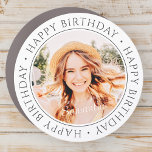 Imán Para Coche Feliz cumpleaños, moderna y simple foto Personaliz<br><div class="desc">Este diseño sencillo y moderno se compone de una tipografía de suero y añade una foto personalizado. Usar este pegatina como una etiqueta de regalo para el regalo para la celebración de cumpleaños</div>