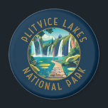 Imán Parque nacional de los lagos Plitvice, Croacia, co<br><div class="desc">Diseño de arte vectorial de los lagos Plitvice. Los lagos del parque están separados por represas travertinas naturales, creadas por el agua que fluye en capas delgadas sobre umbrales.</div>