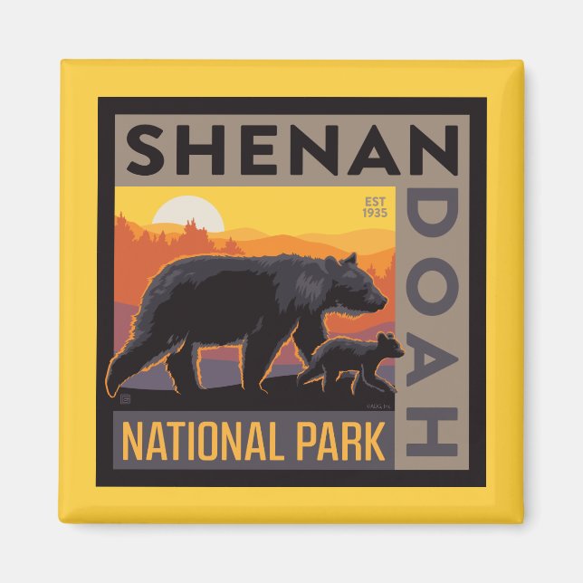 Imán Parque nacional Shenandoah | Mama Bear & Cubs (Frente)
