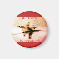 Paso de cerca de Thunderbirds de la Fuerza Aérea