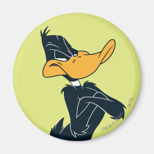 Imán Pato DAFFY™ con brazos cruzados