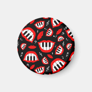 Imán Patrón de sonrisa en piano sobre fondo negro