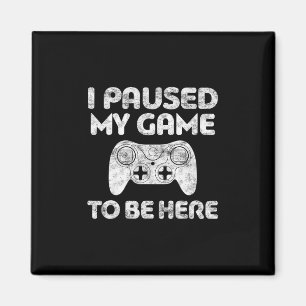 Imán Pausé Mi Juego Para Estar Aquí Camiseta Videojugad
