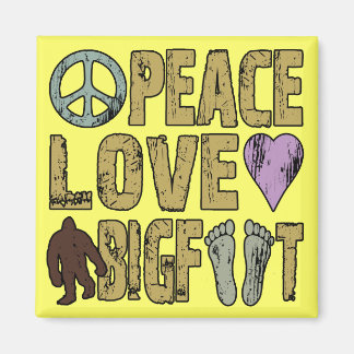 Imán Peace Love Bigfoot