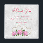 Imán Pearl Hearts & Rosas Damask Wedding Gracias<br><div class="desc">Elegantes perlas y flores La boda favorece a los imanes gracias. Todo el texto, el color del texto, el tipo de letra y el color de fondo son totalmente personalizables para satisfacer sus necesidades. Si necesitas ayuda para personalizar de tu producto o quieres productos a juego, por favor contacta conmigo...</div>