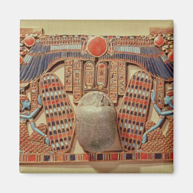 Imán Pectoral decorado con el pañuelo alado (Frente)