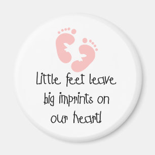 Imán Pequeños pies grandes impresiones rosadas