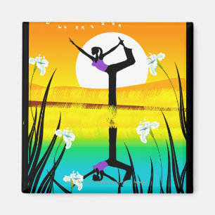 Imán Perfil lateral de una mujer practicando yoga