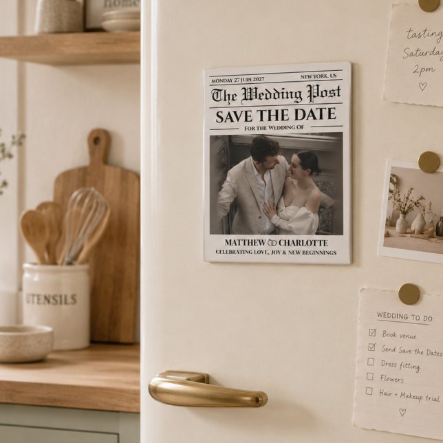 Imán Periódico Save the Date Boda  (Newspaper Wedding Save The Date magnet black and white photo simple elegant modern )