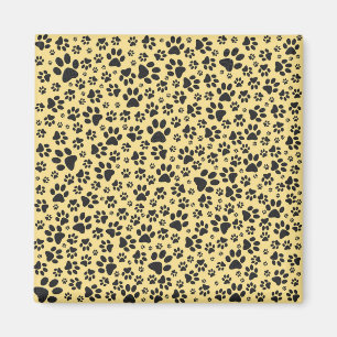 Imán Perro Paws Black and White Polka Dot sobre la crem