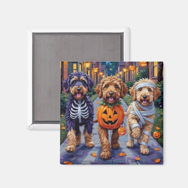 Imán Perros Bernedoodle Trick-or-Treating con disfraces (Anverso/Reverso)