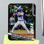 Imán Personalizado Azul del jugador de béisbol<br><div class="desc">Presentamos nuestro impresionante imán fotográfico de béisbol, envuelto en un sofisticado marco negro que se complementa con elegancia con los vibrantes elementos blancos y azules del diseño. En la esquina superior derecha, el número uniforme de personalizable llama la atención, audazmente representado con una impresionante letra en blanco san-serif contra la...</div>