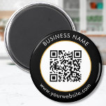 Imán Personalizado Código QR Texto en blanco negro<br><div class="desc">Cargue un código QR, agregue texto y cree fácilmente su imán personalizado. Haga clic en EDITAR DISEÑO para cambiar el color de fondo o del texto. Puede TRANSFERIR este DISEÑO a otros productos de Zazzle y ajustarlo para que se ajuste a la mayoría de los artículos de Zazzle. Los diseños...</div>