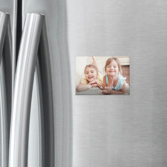 Imán Photo & White Text Overlay Simple Modern Keepsake (Subido por el creador)