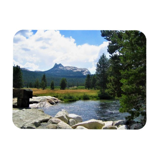 Imán Pico de la Catedral en las praderas de Tuolumne, Y (Horizontal)