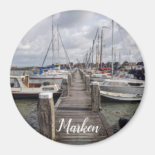 Imán Pier con embarcaciones y yates en Marken, Países B