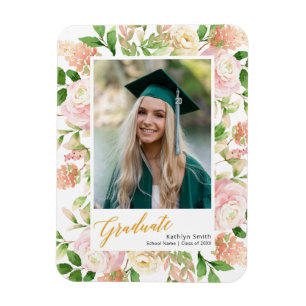 Imán Pink Floral Greenery Script Girl Graduation Photo