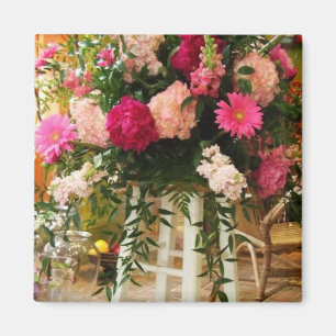 Imán Pink_Peony_Flower_Ceremony_Arrangement_On_Stand