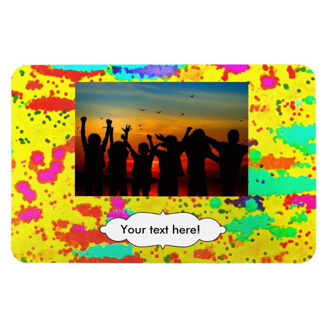 Imán Pintar salpicaduras en un fondo amarillo (Horizontal)