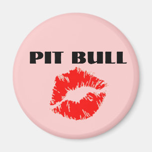 Imán Pitbull con el lápiz labial - LA ORIGINAL
