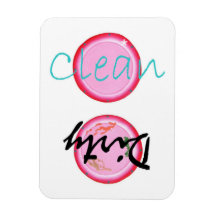 Placas rosadas sucias limpias y lavavajillas imane