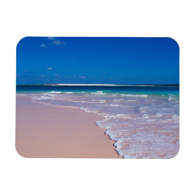 Imán Playa de arena rosa en Conch Bay, Cat Island, (Horizontal)