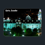 Imán Plaza de la Independencia, Quito, Ecuador<br><div class="desc">Vista nocturna de la iglesia de El Sagrario y Plaza de la Independencia,  Quito,  Ecuador. La estatua de la Virgen del Panecillo se puede ver al fondo.</div>