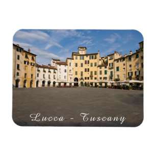 Imán Plaza Piazza Anfiteatro en Lucca - Toscana, Italia