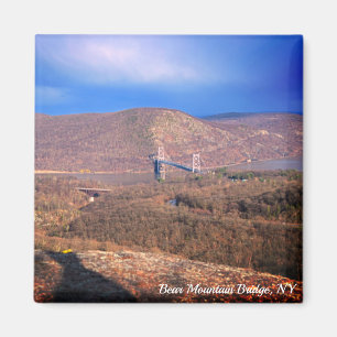 Imán Popolopen Trail View of Bear Mountain Bridge