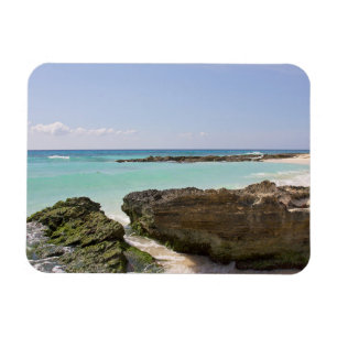 Imán Por el mar del Caribe
