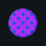 Imán Pos de polka azul sobre morado<br><div class="desc">Pos de polka azul sobre morado</div>