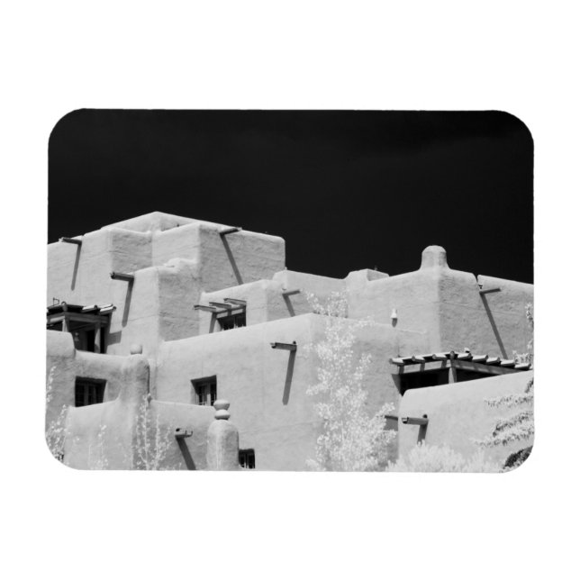 Imán Posada de adobe estilo Pueblo en Loretto, Santa Fe (Horizontal)