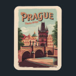 Imán Praga República Checa Vintage<br><div class="desc">Diseño de viaje vectorial retro de Praga. Praga,  capital de la República Checa,  está dividida por el río Vltava. Llamada "la ciudad de las cien arañas",  es conocida por su Plaza del Casco Antiguo.</div>