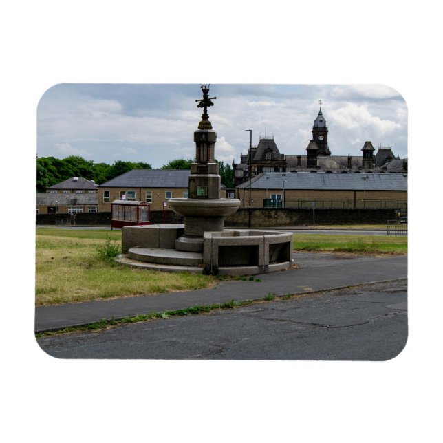 Imán Prescott Fountain, Halifax (Horizontal)
