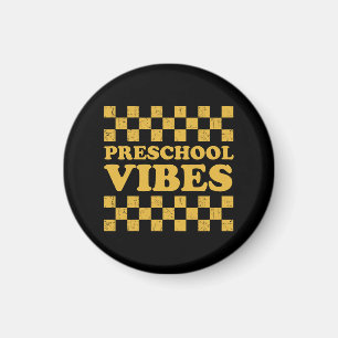 Imán Primer día de escuela de la universidad de Vibes p