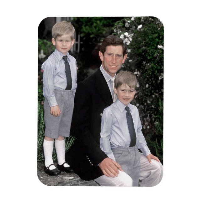 Imán Prince Charles con hijos pequeños (Vertical)