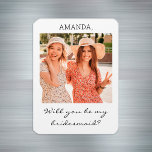 Imán Propuesta moderna personalizada para la camarera d<br><div class="desc">Moderno imán personalizado de propuesta de dama de honor con un nombre y texto editable. Haz especial a tu boda con una idea alternativa "¿serás mi dama de honor?" propuesta para tus novias.</div>