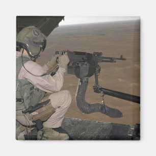 Imán Prueba de la Marina estadounidense disparando una 