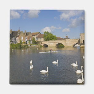 Imán Puente arqueado de piedra y río Ouse, St Ives,