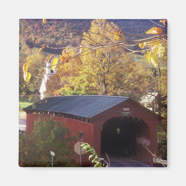 Imán Puente cubierto en Common West Arlington Vermont (Frente)