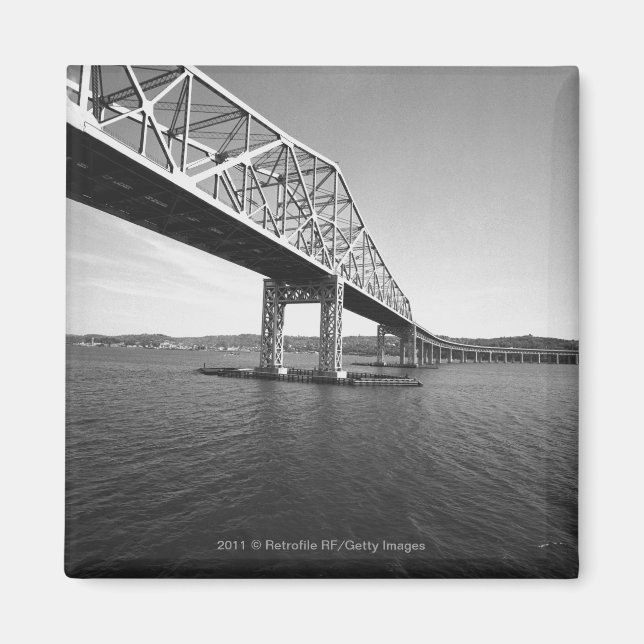 Imán Puente de hierro B&W (Frente)