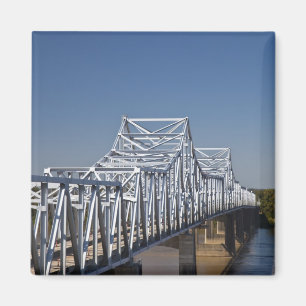 Imán puente de la autopista I-20 sobre el río Mississip