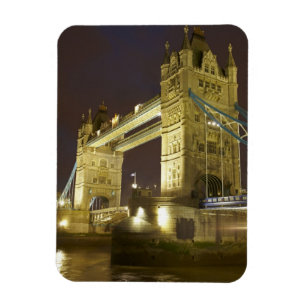 Imán Puente de la Torre y río Támesis al anochecer, Lon