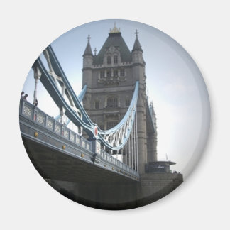Imán Puente de Londres